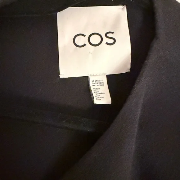 COS Stylish Black Cape - Picture 5 of 5